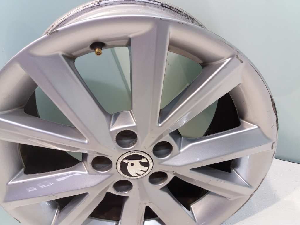 Llanta SKODA RAPID 5