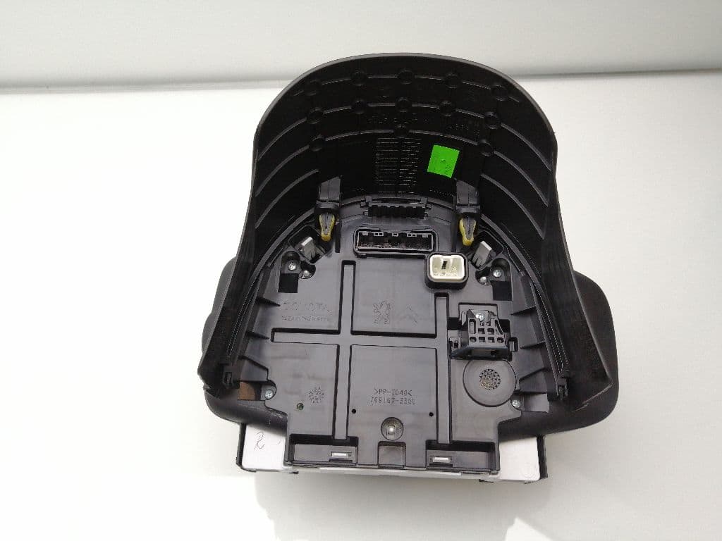 Cuadro instrumentos TOYOTA AYGO 2