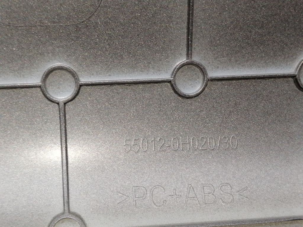 Plastico TOYOTA AYGO 3