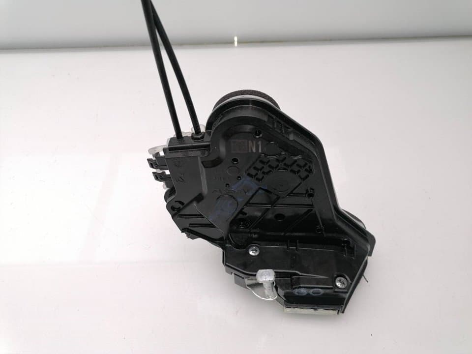 Cerradura puerta trasera izquierda TOYOTA AYGO 3