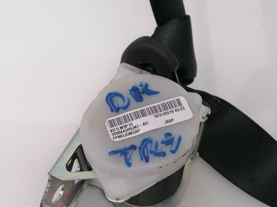Cinturon seguridad trasero derecho TOYOTA AYGO 2