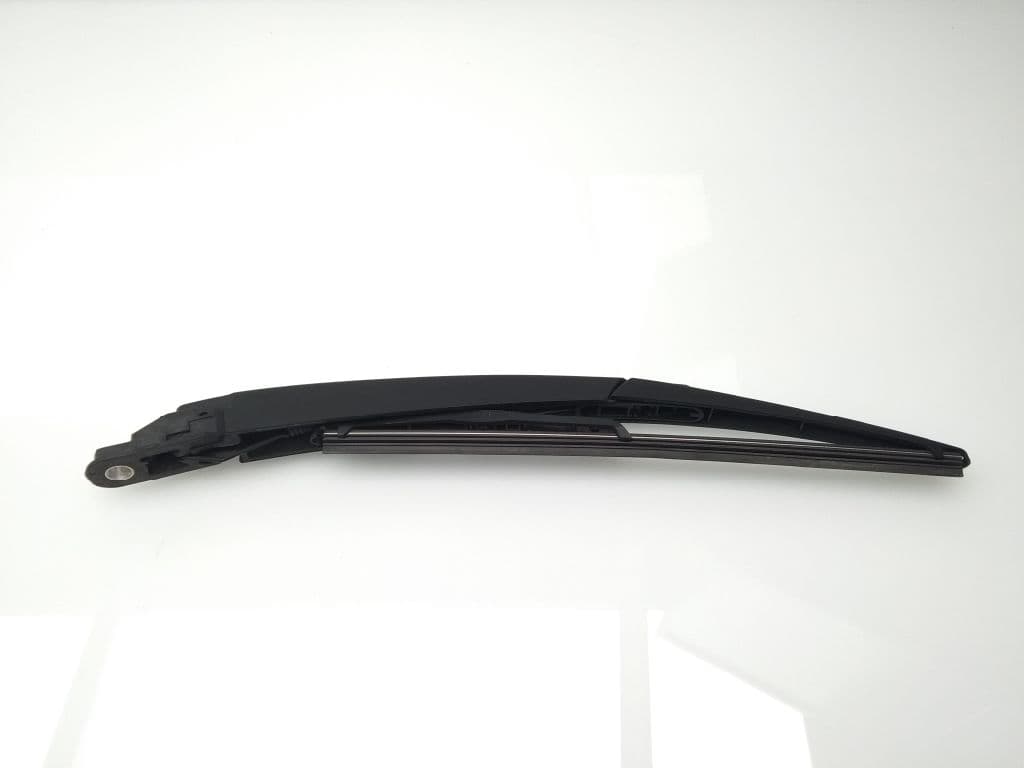 Brazo limpia trasero NISSAN JUKE (F15)