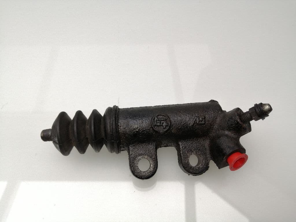 Bombin embrague TOYOTA COROLLA (E12) 2