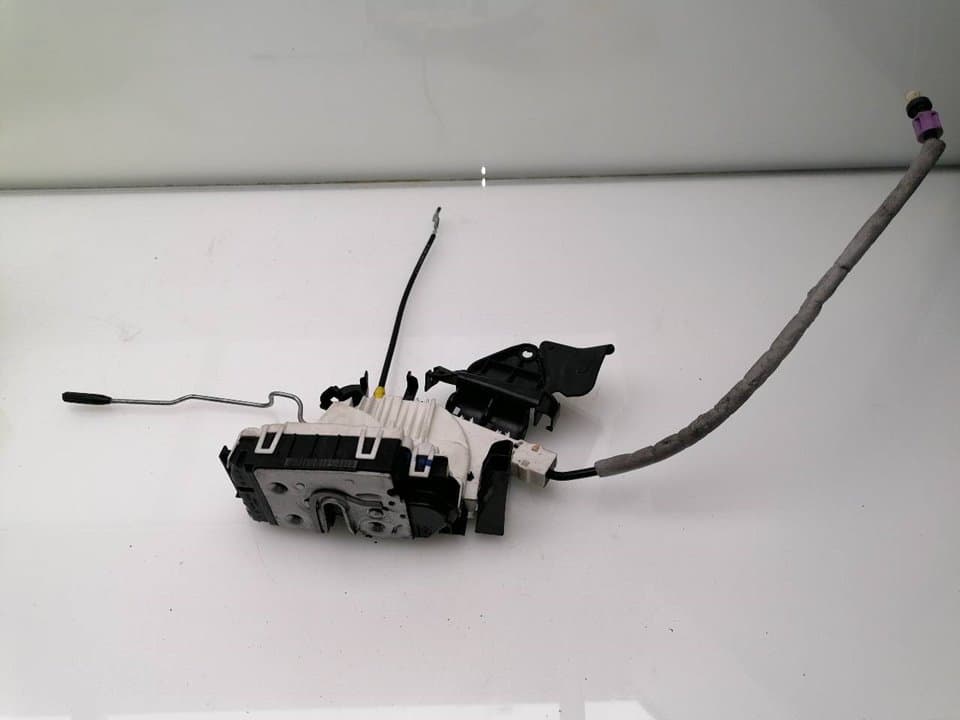 Cerradura puerta delantera derecha MERCEDES-BENZ CLASE C (W203) BERLINA 4