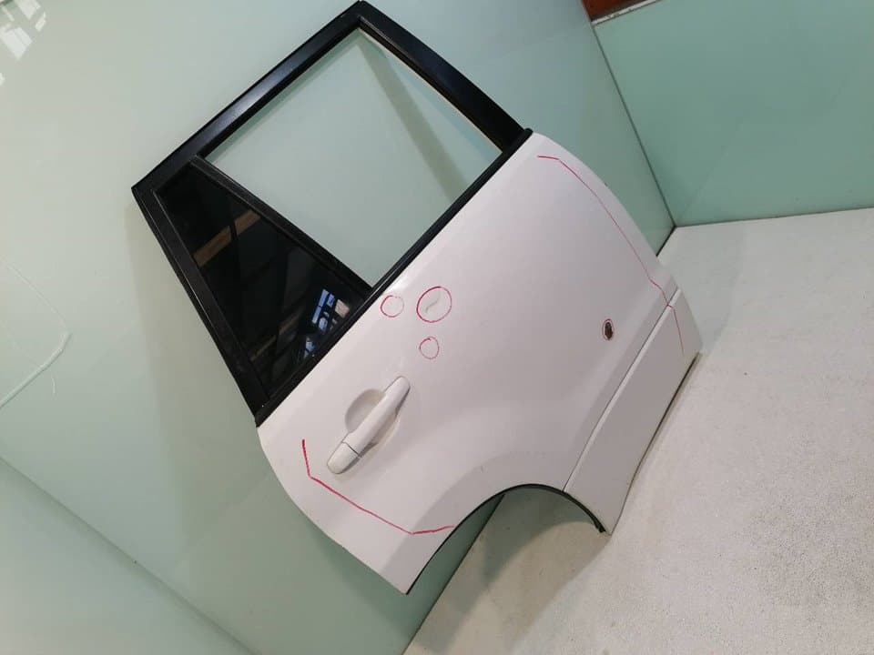 Puerta trasera derecha SUZUKI GRAND VITARA 3 PUERTAS SQ (GT) 4