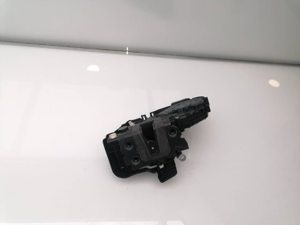 Cerradura puerta trasera izquierda FORD KUGA 4