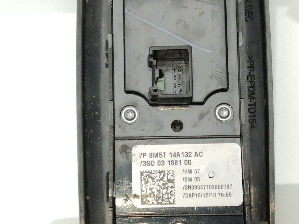 Mando elevalunas delantero izquierdo FORD KUGA 3