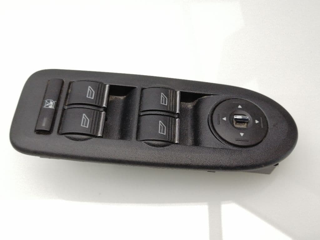 Mando elevalunas delantero izquierdo FORD KUGA