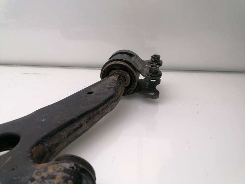 Brazo suspension inferior delantero derecho FORD KUGA 2