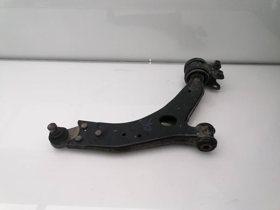 Brazo suspension inferior delantero derecho FORD KUGA