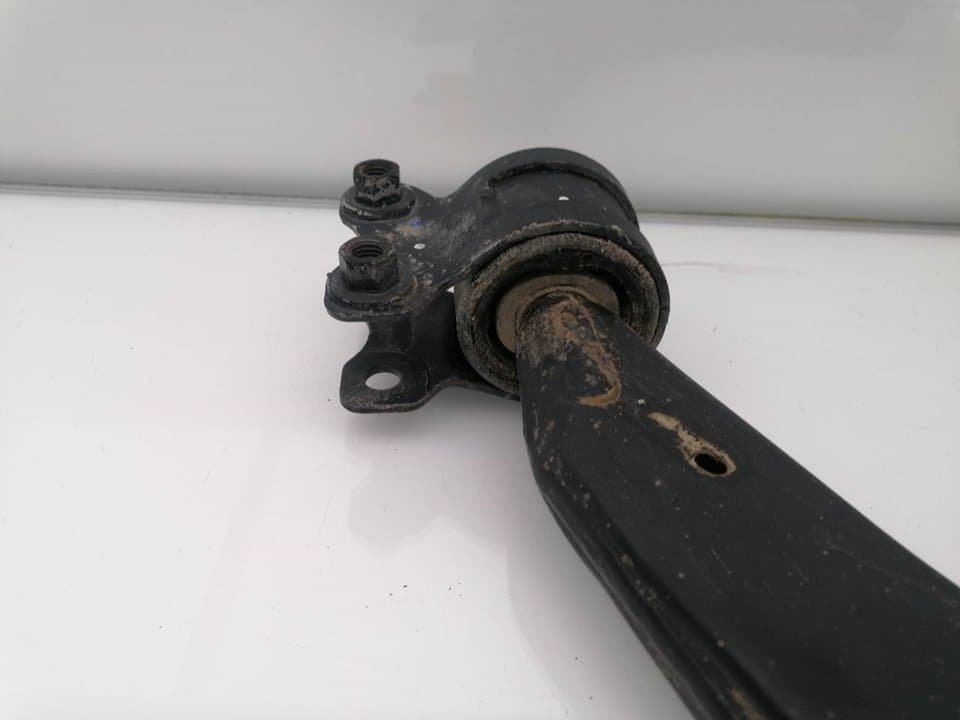 Brazo suspension inferior delantero izquierdo FORD KUGA 5