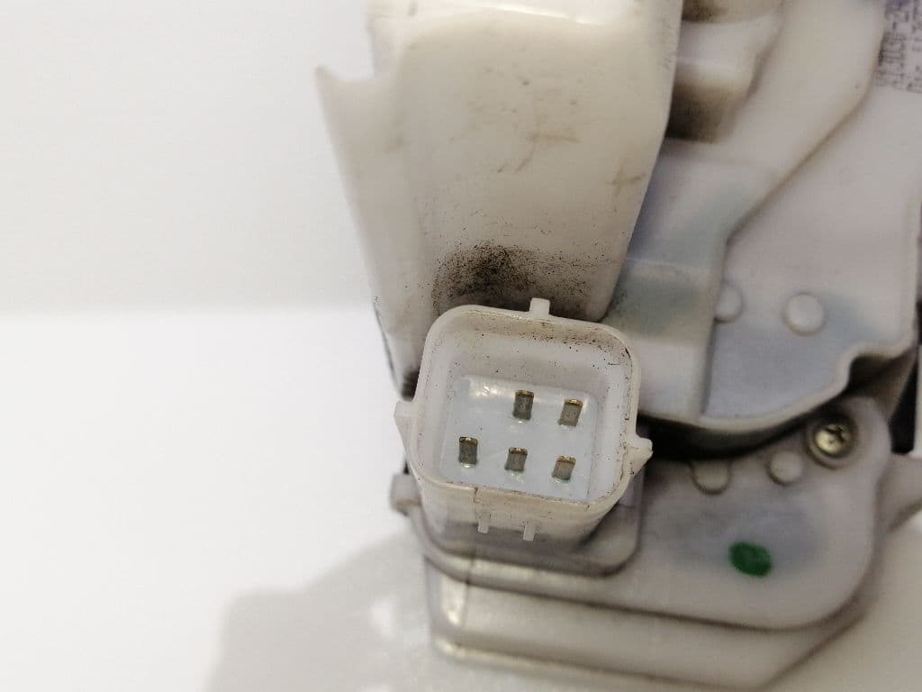 Cerradura puerta delantera derecha FIAT FIORINO 4