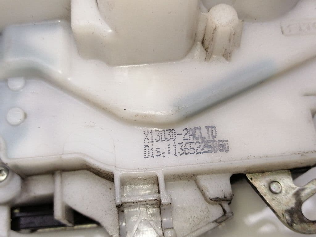 Cerradura puerta delantera derecha FIAT FIORINO 2