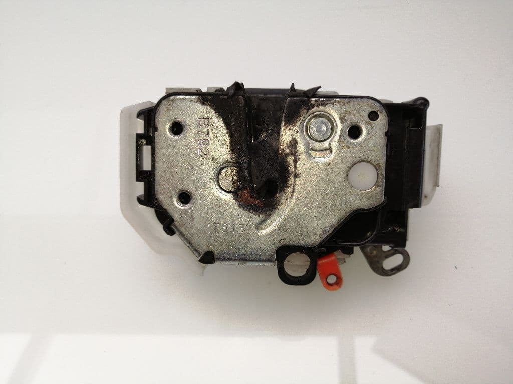 Cerradura puerta delantera izquierda FIAT FIORINO