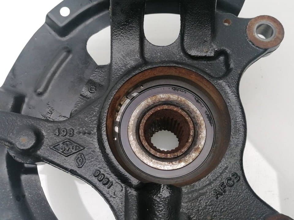 Mangueta delantera izquierda RENAULT MEGANE IV BERLINA 5P 3