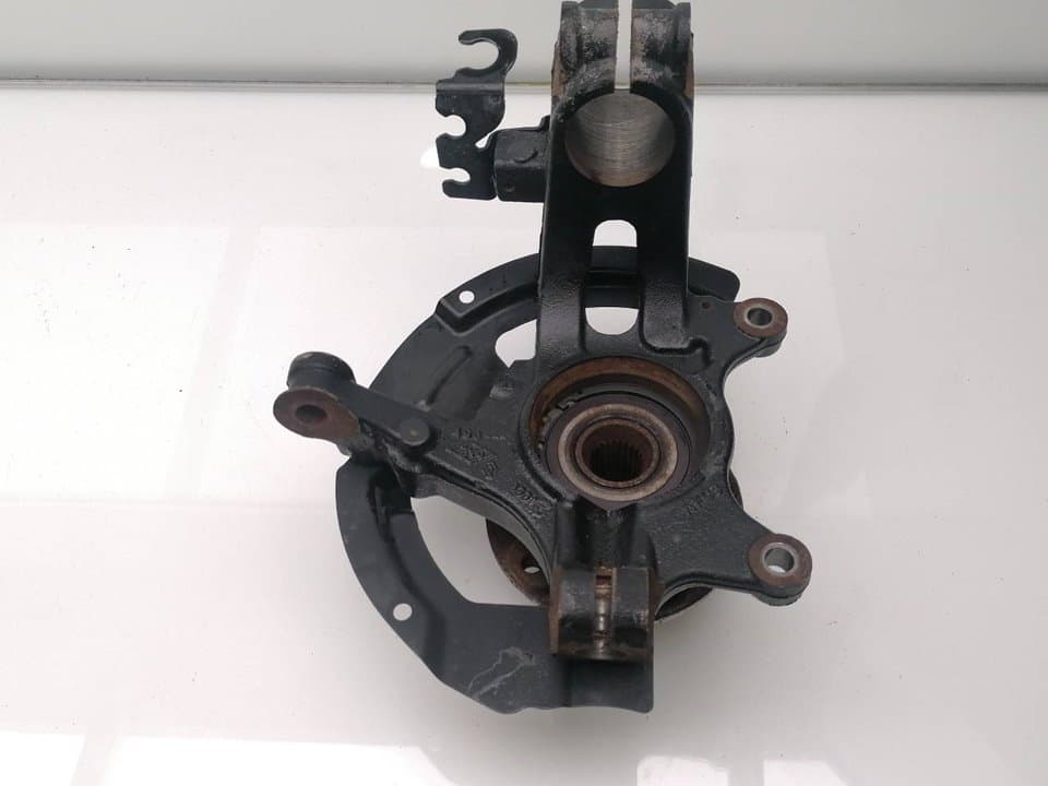 Mangueta delantera izquierda RENAULT MEGANE IV BERLINA 5P