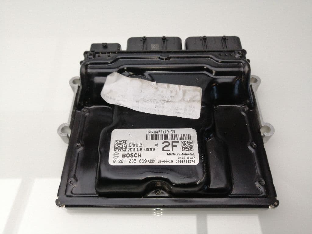 Centralita motor uce RENAULT MEGANE IV BERLINA 5P