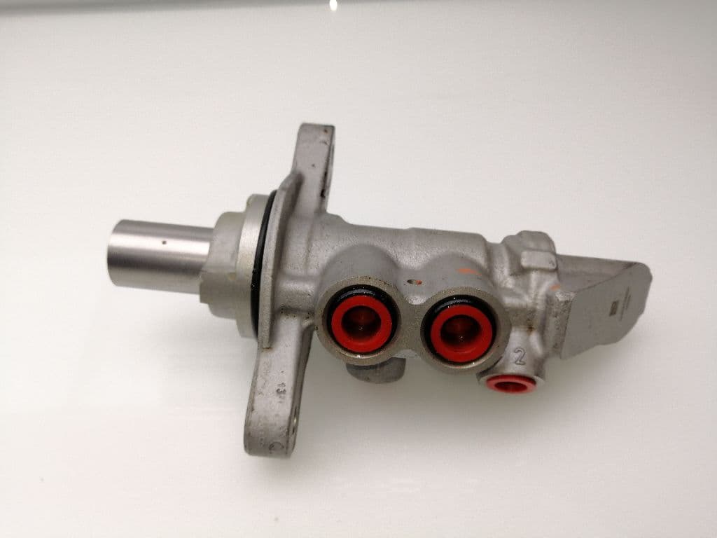 Bomba freno RENAULT MEGANE IV BERLINA 5P 3