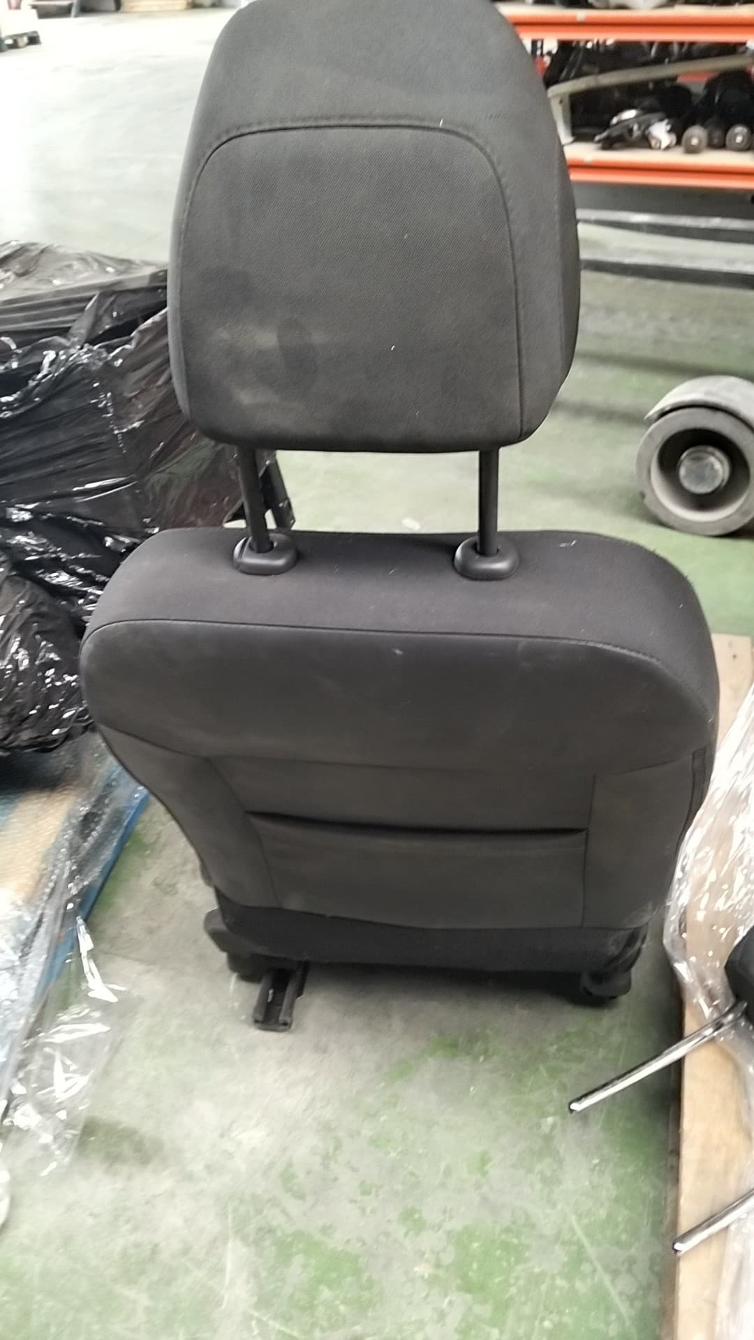 Asiento delantero izquierdo RENAULT MEGANE IV BERLINA 5P 2