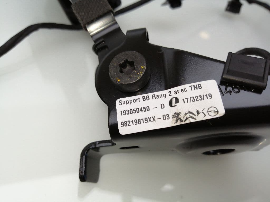 Recambio PEUGEOT RIFTER ref. 98219819XX03 4
