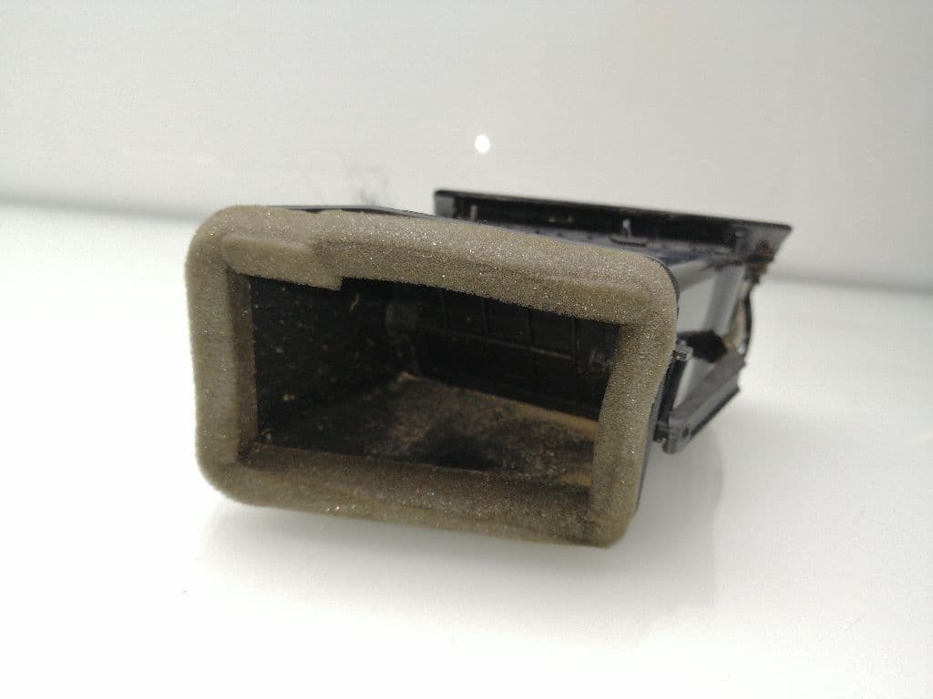 Plastico MERCEDES-BENZ CLASE B (W245) 2