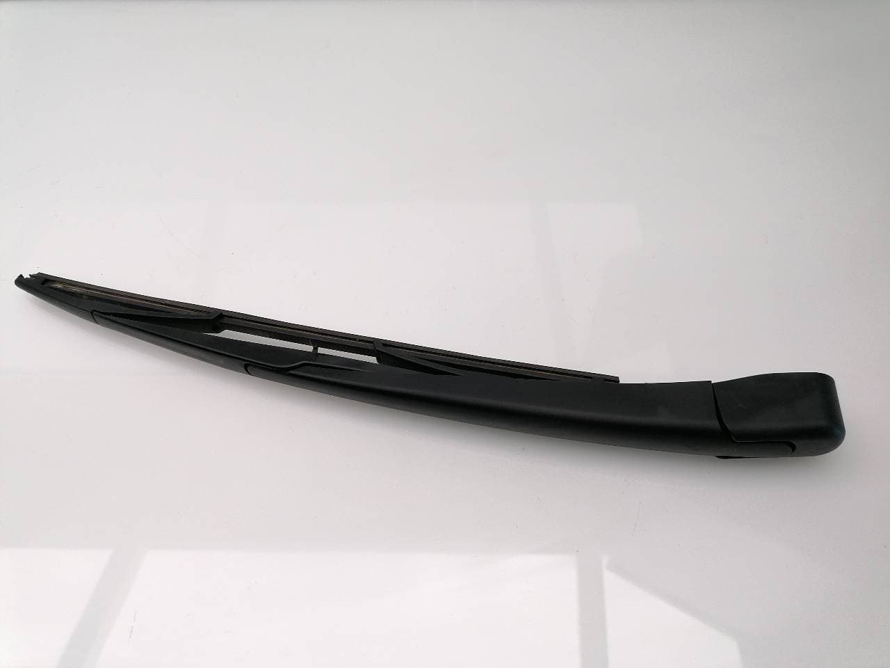 Brazo limpia trasero OPEL ADAM