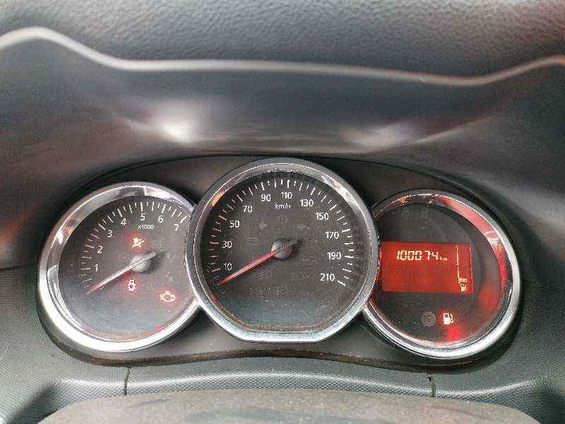 Cuadro instrumentos DACIA DUSTER 4