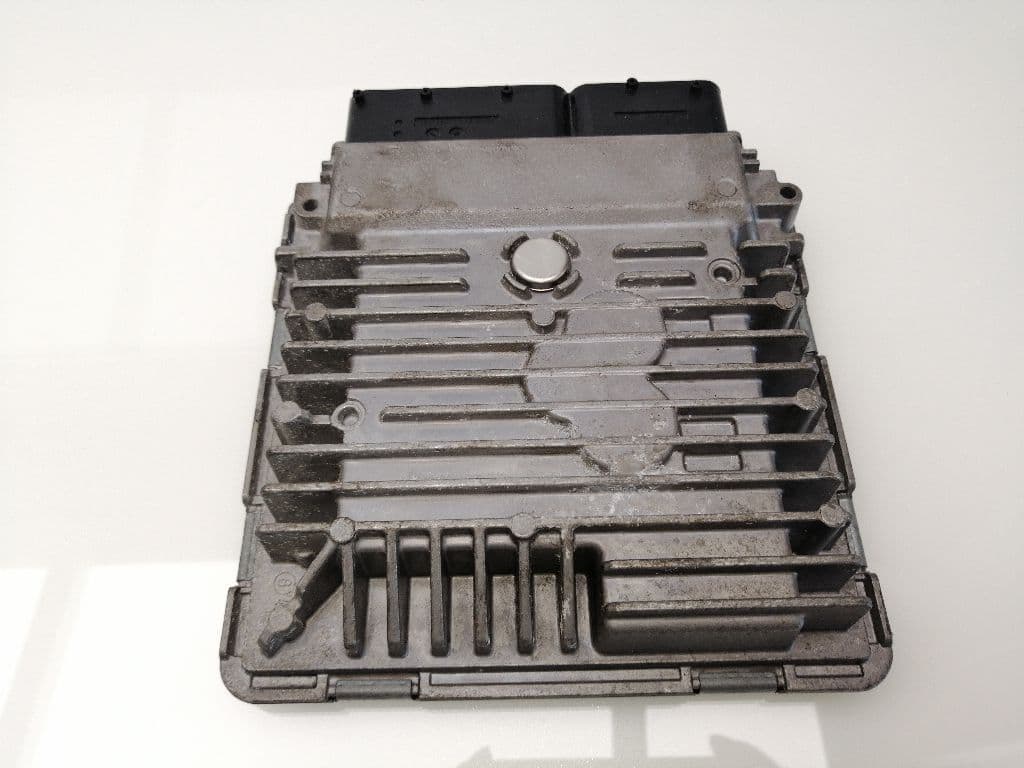 Centralita motor uce SEAT IBIZA SC (6J1)