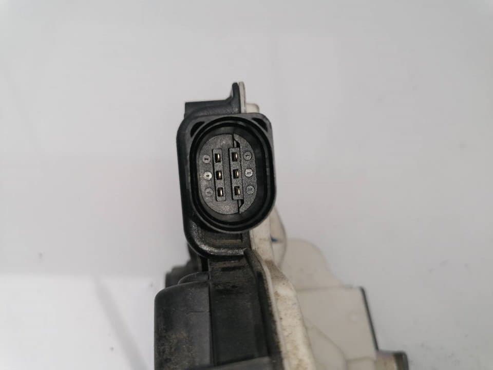 Cerradura puerta trasera izquierda SEAT IBIZA SC (6J1) 4