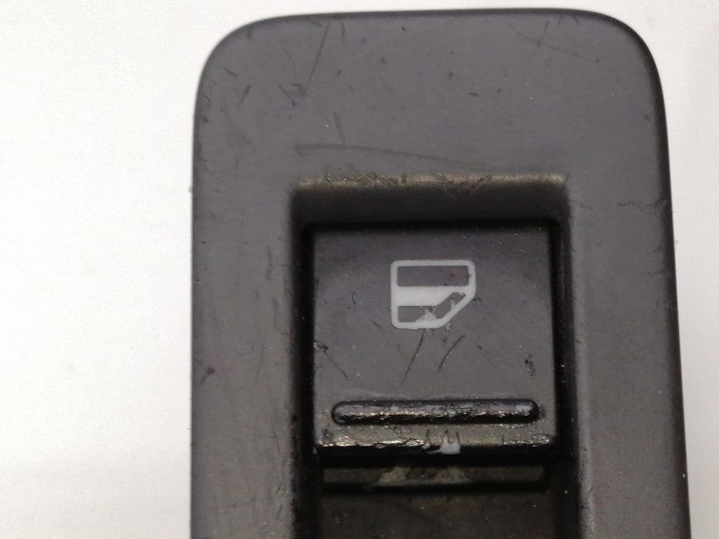 Mando elevalunas delantero derecho VOLKSWAGEN TOUAREG (7L6) 3