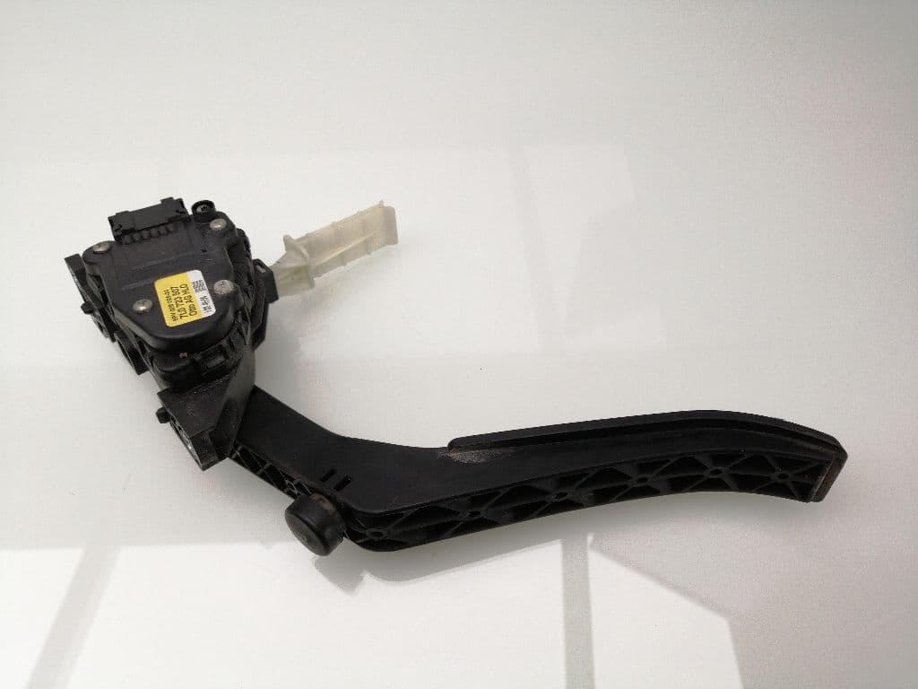 Pedal acelerador VOLKSWAGEN TOUAREG (7L6)