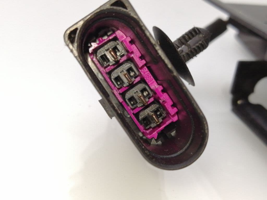 Cerradura capot VOLKSWAGEN TOUAREG (7L6) 3