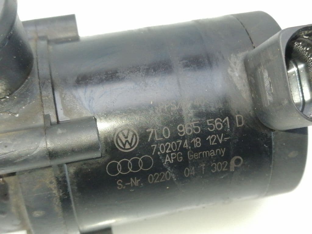 Bomba agua VOLKSWAGEN TOUAREG (7L6) 2