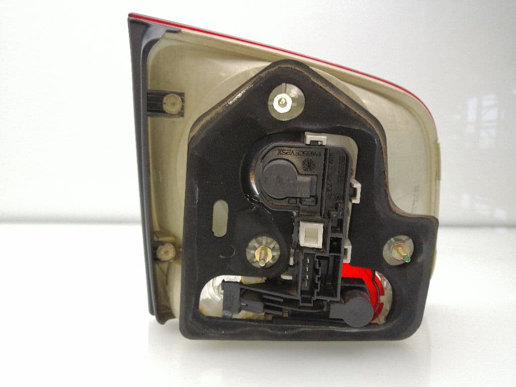 Piloto trasero derecho VOLKSWAGEN TOUAREG (7L6) 5