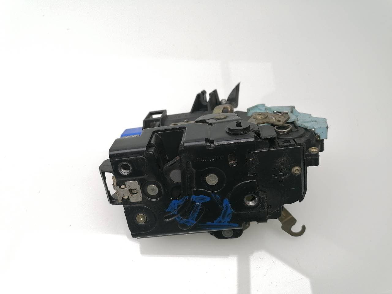 Cerradura puerta trasera derecha VOLKSWAGEN TOUAREG (7L6) 2