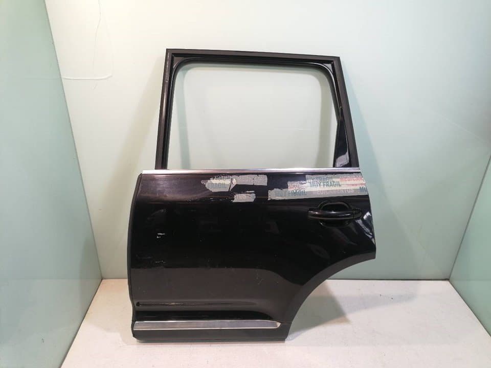 Puerta trasera izquierda VOLKSWAGEN TOUAREG (7L6)