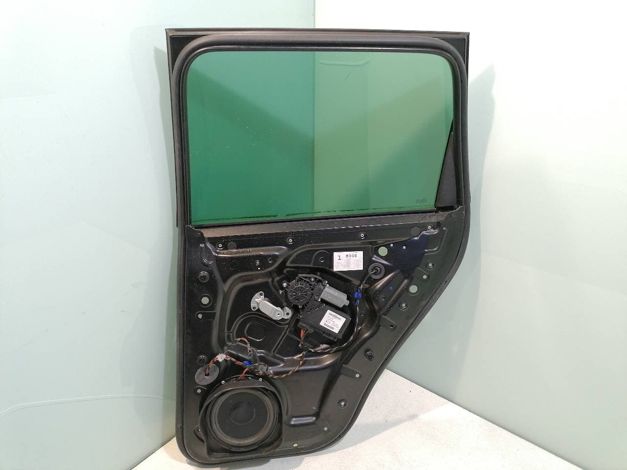 Elevalunas trasero derecho VOLKSWAGEN TOUAREG (7L6) 3