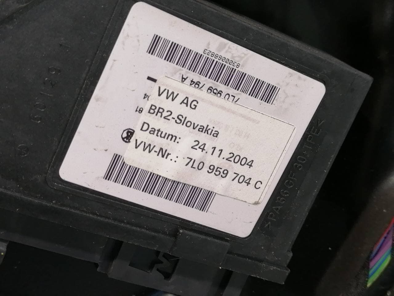Elevalunas trasero derecho VOLKSWAGEN TOUAREG (7L6) 2
