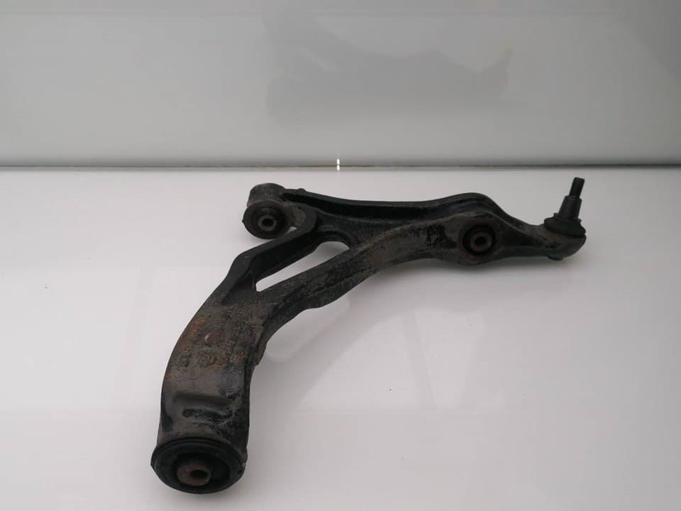Brazo suspension inferior delantero izquierdo VOLKSWAGEN TOUAREG (7L6)