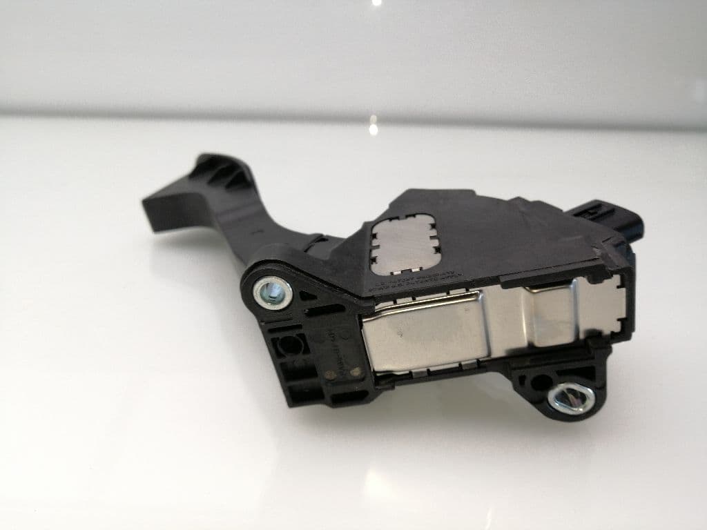 Pedal acelerador TOYOTA AURIS 3