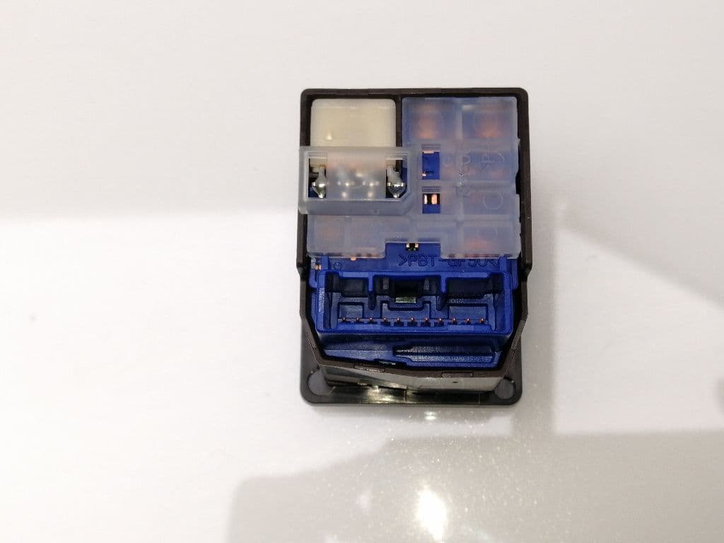 Mando retrovisor TOYOTA AURIS 2