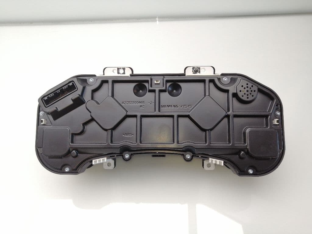 Cuadro instrumentos TOYOTA AURIS 5