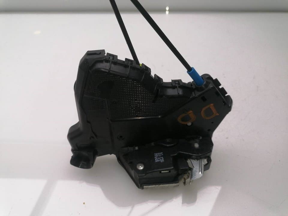 Cerradura puerta delantera derecha TOYOTA AURIS 2