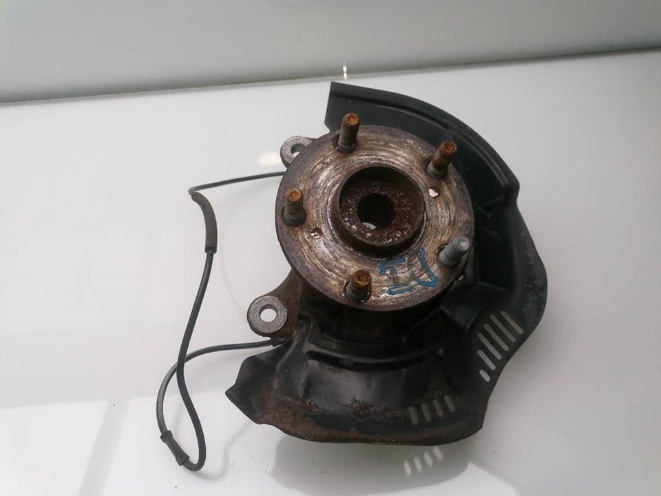 Mangueta delantera izquierda TOYOTA AURIS