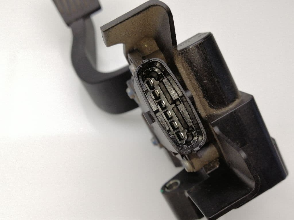 Pedal acelerador FIAT FIORINO 4