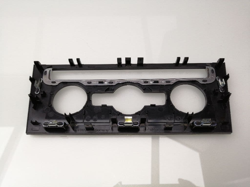 Plastico VOLKSWAGEN GOLF VII LIM. 3