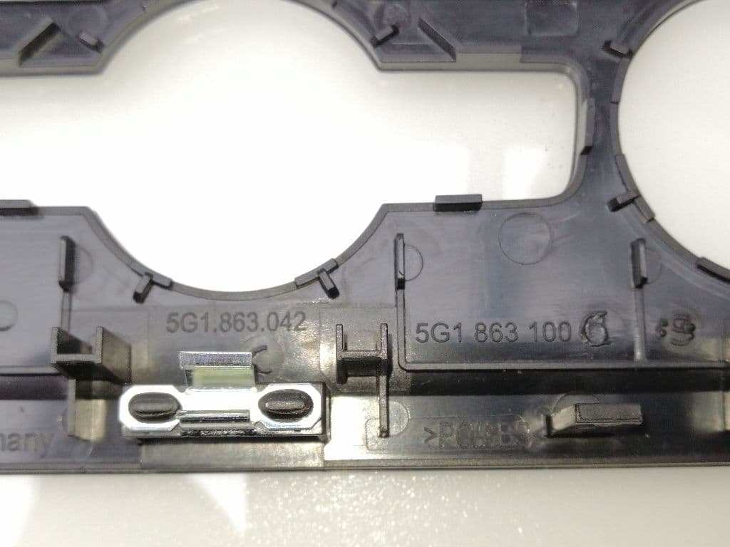 Plastico VOLKSWAGEN GOLF VII LIM. 2