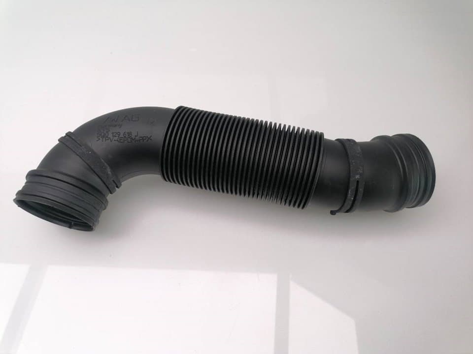 Tubo VOLKSWAGEN GOLF VII LIM.