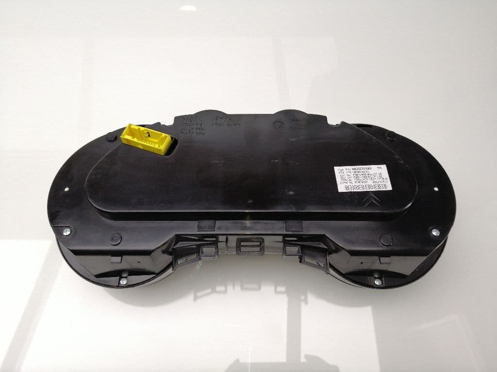 Cuadro instrumentos PEUGEOT 3008 3