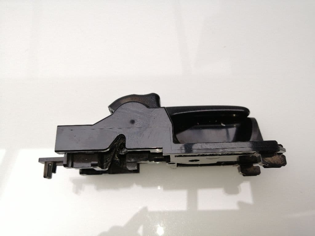 Maneta interior delantera derecha TOYOTA HILUX (KUN) 2